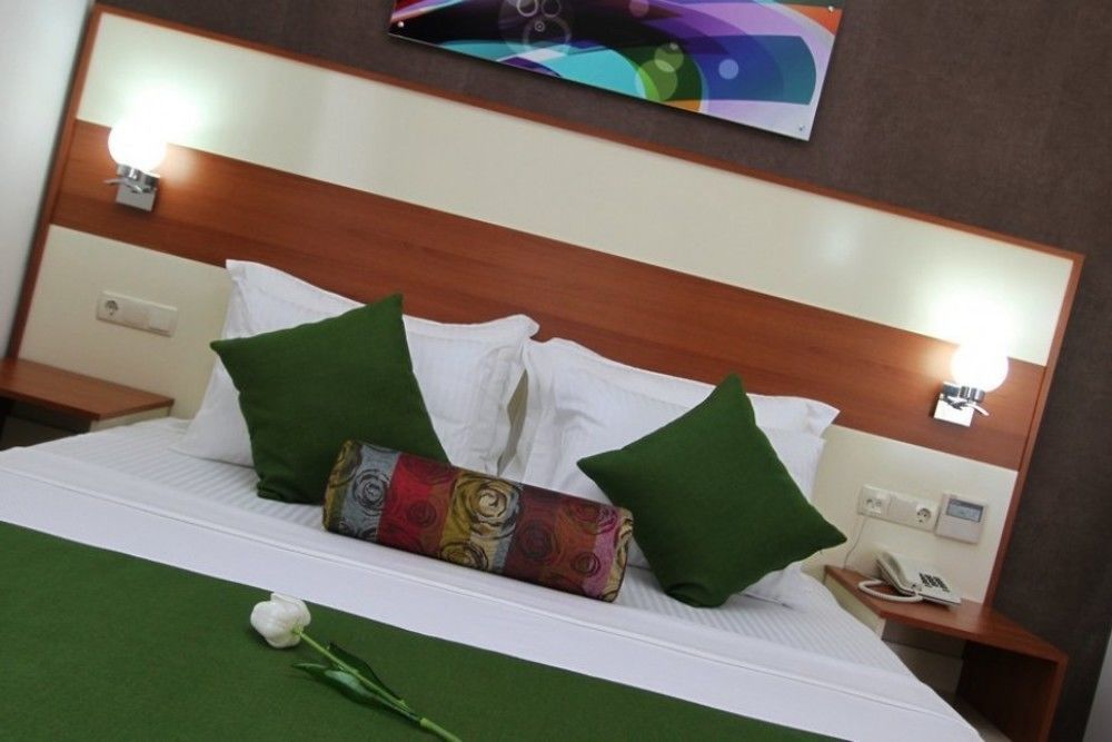 Ege Tulip Cesme Hotel Exterior foto